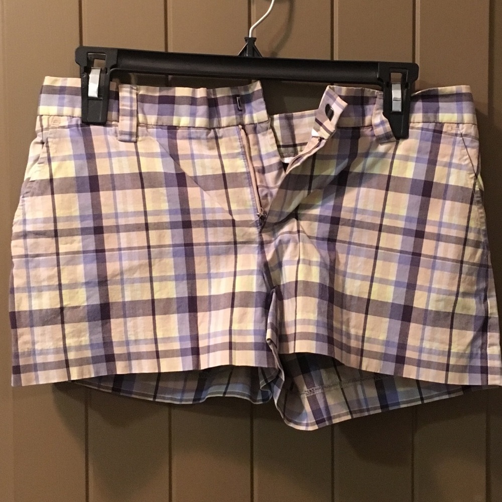 AE Plaid Shorts
